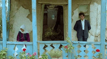 فیلم کیارستمی در جمع 100 دنباله برتر