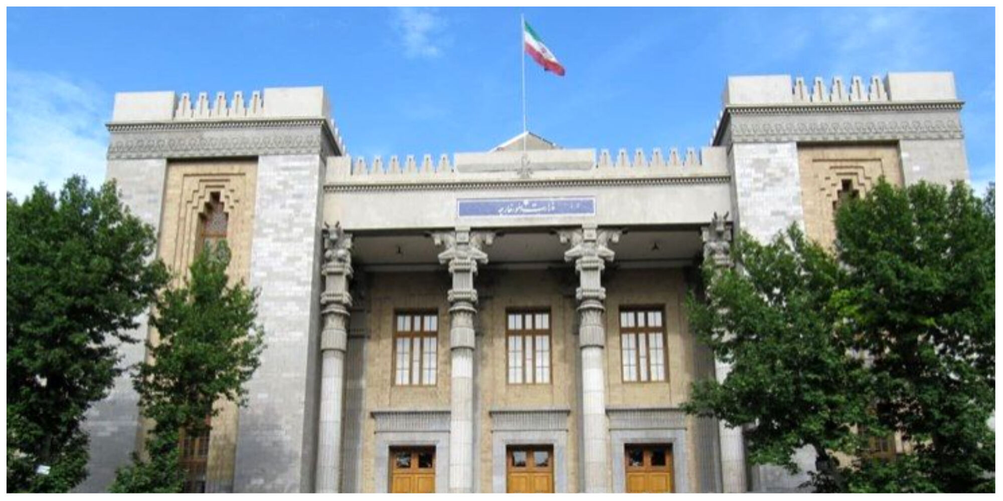 احضار کاردار سوئد به وزارت امور خارجه