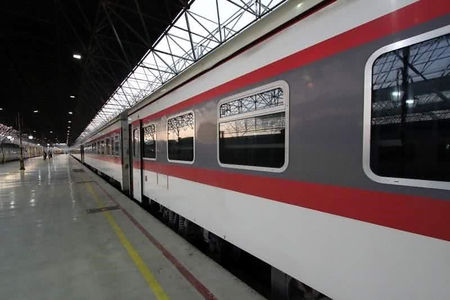 حبس 10 ساعته مسافران در قطار تهران – بندرعباس