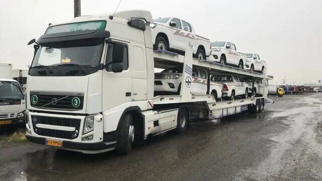 سرقت یک دستگاه تریلی حامل ۸ دستگاه خودرو 