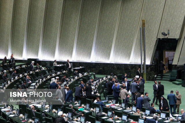 بررسی شکایت نیروی انتظامی از ۴ نماینده در مجلس