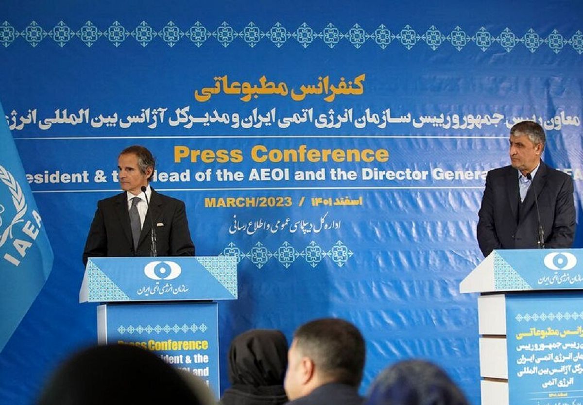 حضور غافلگیرکننده وزیر احمدی‌نژاد در نشست خبری رافائل گروسی در اصفهان+ عکس