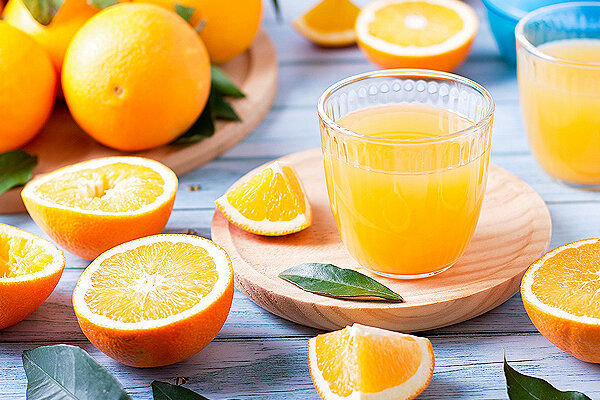 این اشتباه هنگام خوردن پرتقال سلامت شما را تهدید میکند