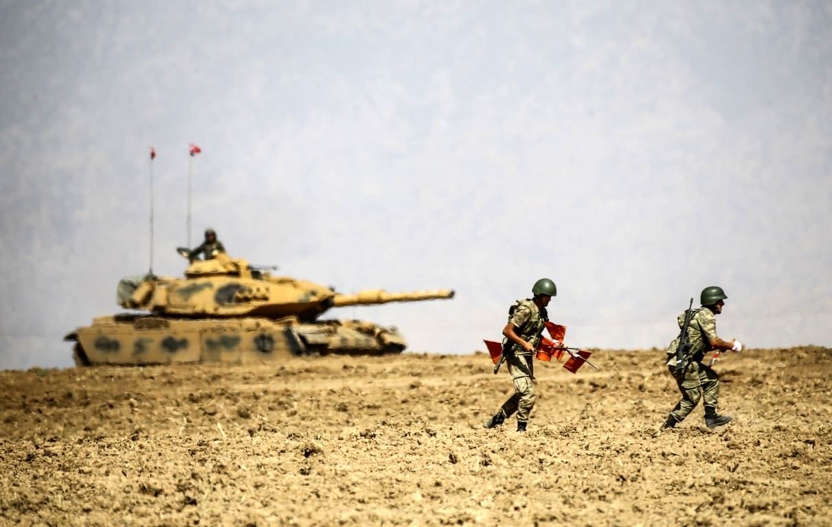 تبادل آتش میان ارتش ترکیه و نیروهای مسلح / درگیری در منطقه عفرین