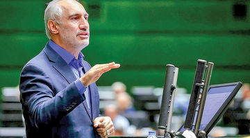 کل درآمد نفتی دولت صرف کالاهای اساسی و دارو می‌شود