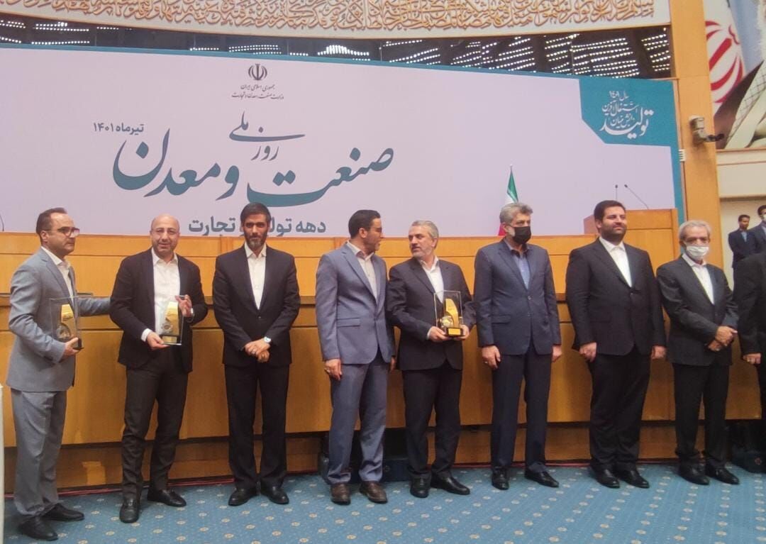  پاکشوما; واحد برتر صنعتی کشور در سال 1401