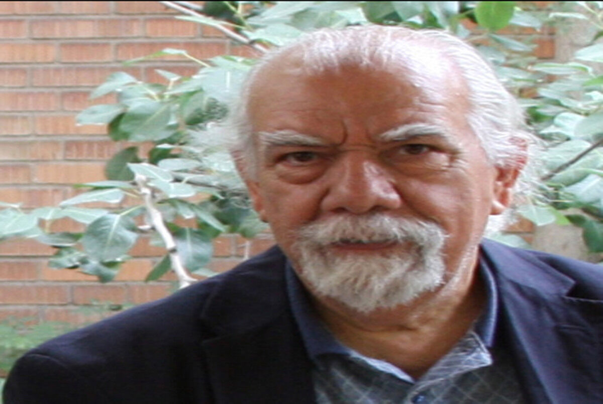خواننده
قدیمی در بیمارستان بستری شد