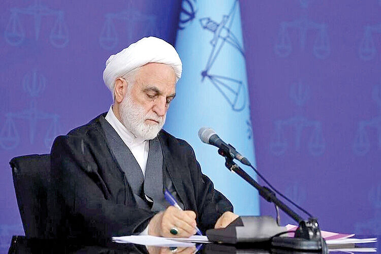 وحدت ملی ایرانیان جهانیان را مبهوت کرده است