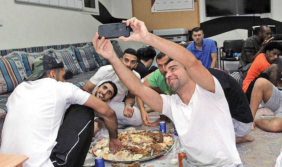 ژاوی و پورعلی‌گنجی در یک ضیافت