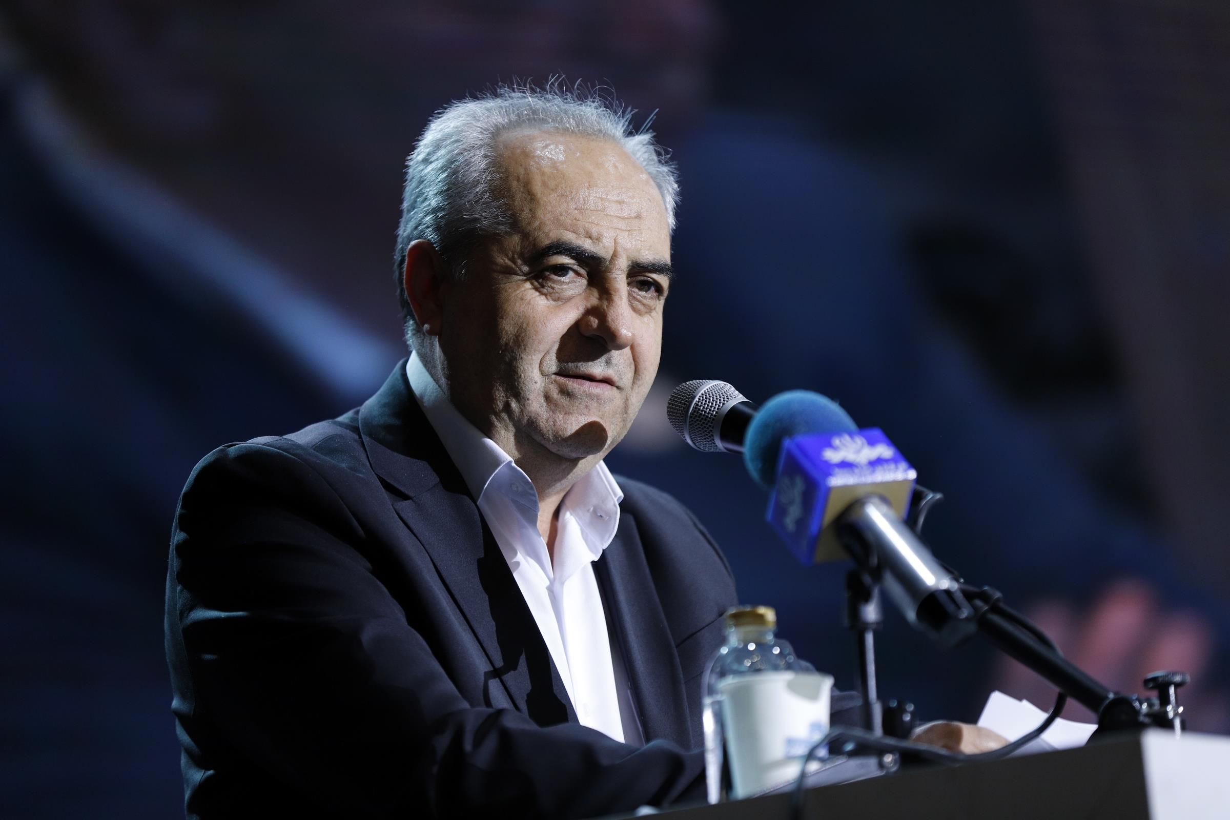 اعطای مجوز واردات نهاده‌های دامی به فعالان اقتصادی آذربایجان شرقی