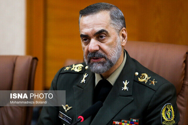  سرقت نفت ایران و تخلیه آن توسط آمریکا/ وزیر دفاع خط و نشان کشید