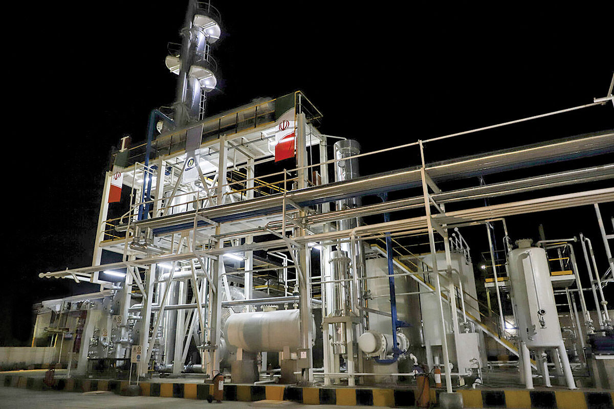 بازی بزرگ پتروشیمی با مهره‌های کوچک