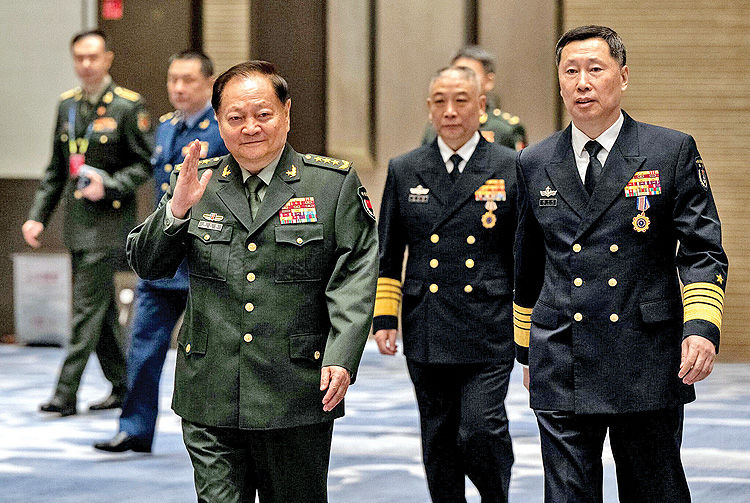 خانه‌تکانی در ارتش اژدها