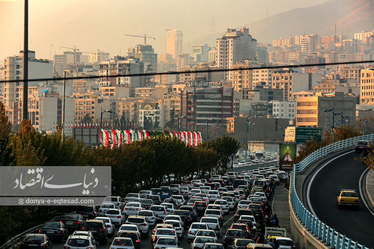 ترافیک در برخی ورودی‌های پایتخت سنگین است