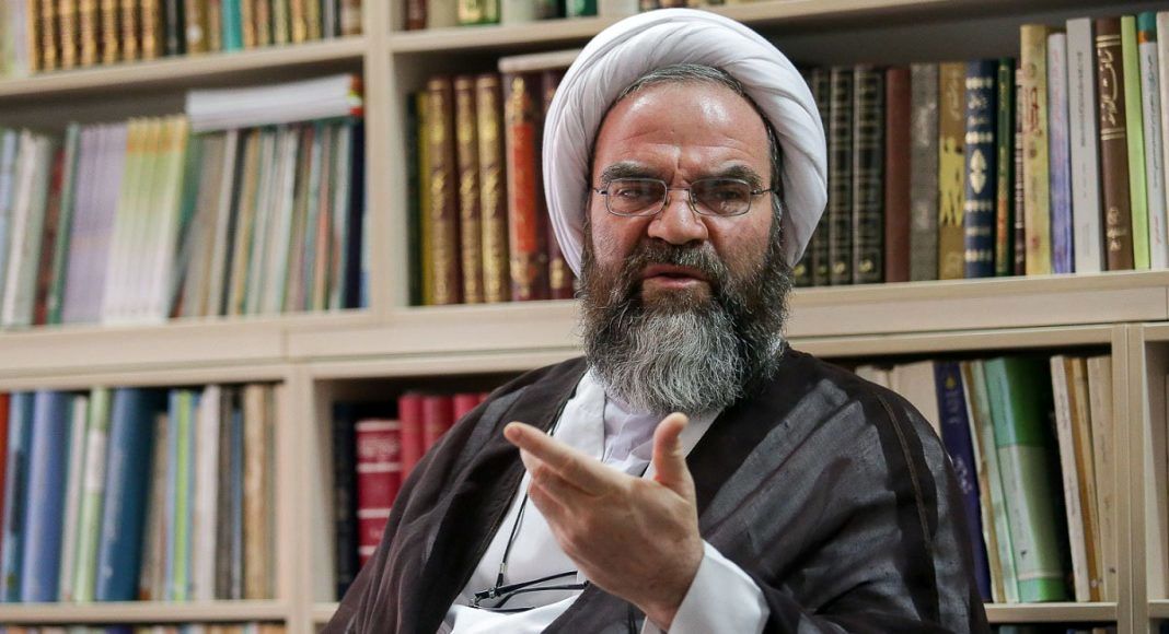 غرویان: باید اعتراضات بحق مردم را شنید