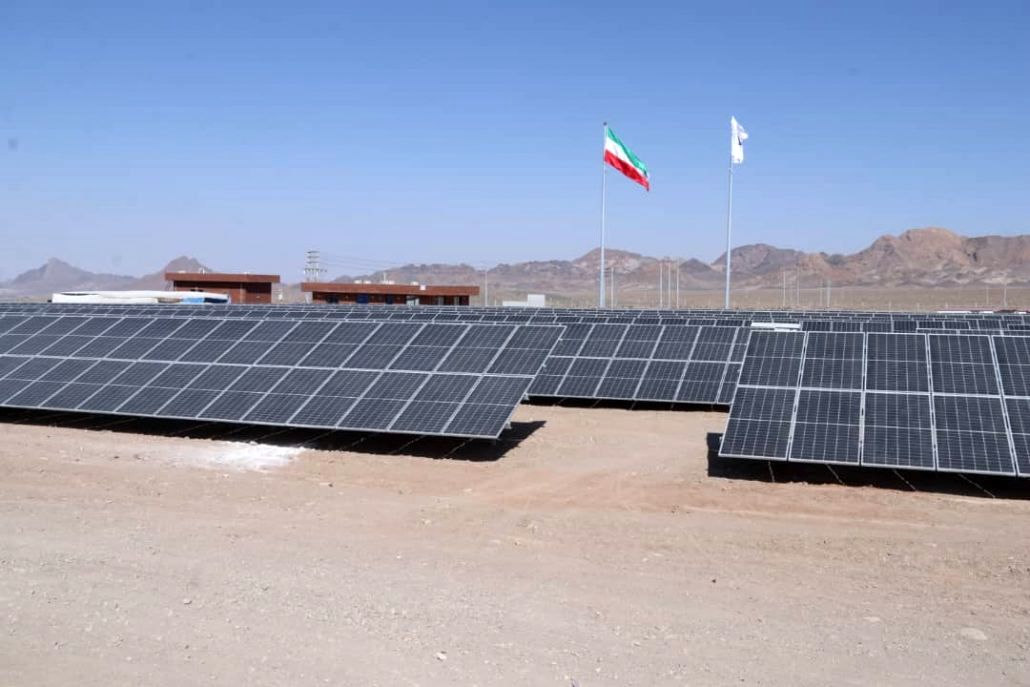 آغاز ساخت نیروگاه خورشیدی 30 مگاواتی در کیش