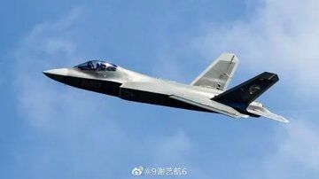  آمریکایی ها از این جنگنده مرموز چینی می ترسند!+عکس