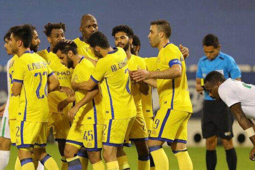 اشک مدیر النصر پس از شکست مقابل پرسپولیس/عکس
