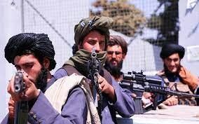 کشتار کارمندان سابق دولت افغانستان به دست طالبان 