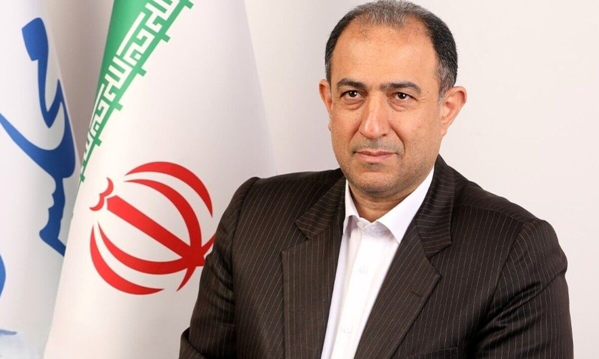 نماینده مجلس: باید 3 بار در سال حقوق را افزایش داد / سفره کارگران در حال برچیده شدن است!+ فیلم