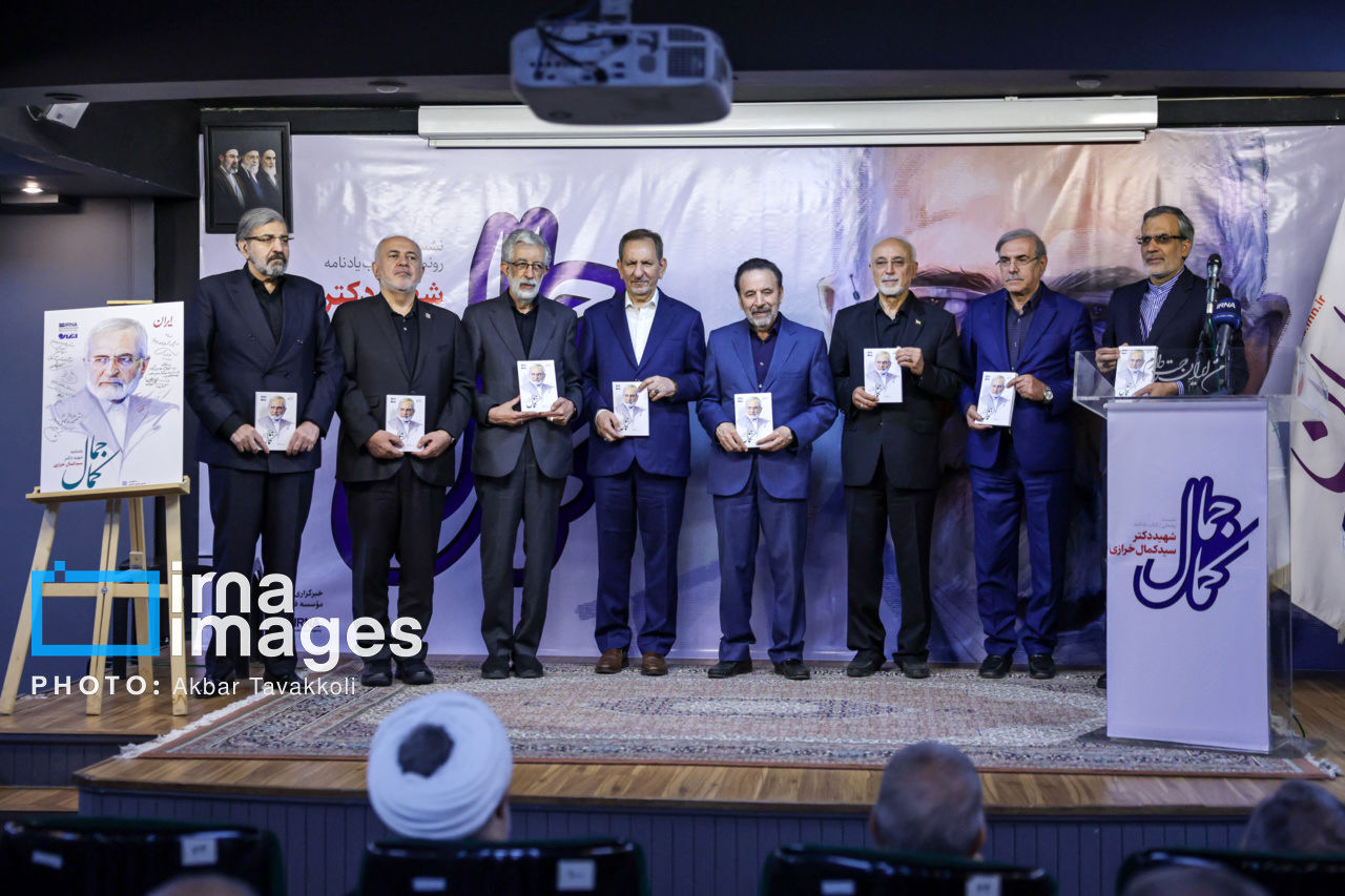 عکسی از ظریف و جهانگیری  در کنار حدادعادل/ صالحی و واعظی هم بودند+ تصاویر

