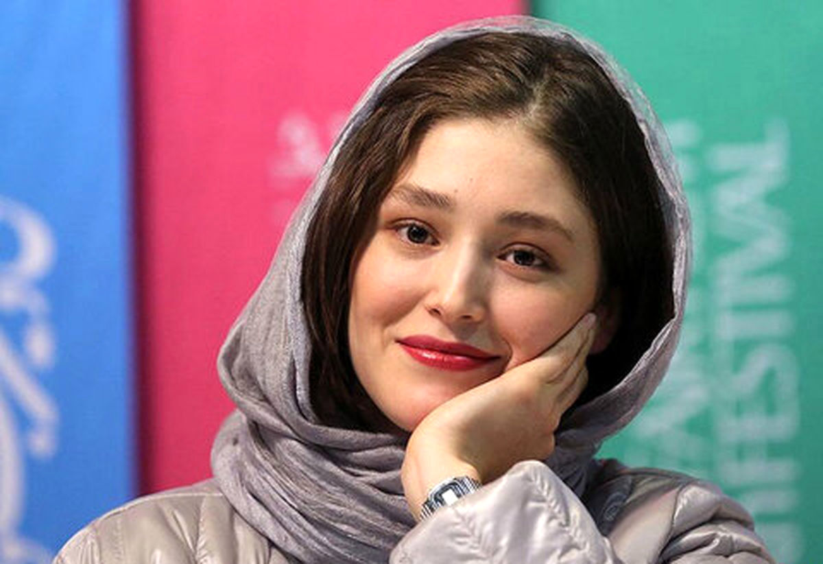 نمایش این تصویر بازیگر زن معروف ممنوع شد+عکس