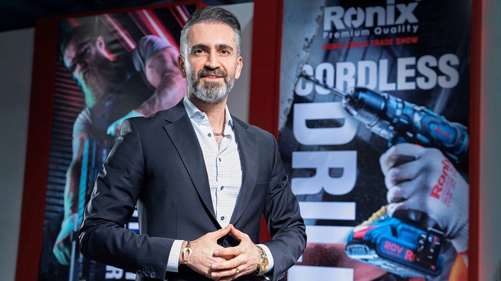 مصاحبه با محمدرضا رامخو، مدیرعامل رونیکس در دومین روز نمایشگاه ابزار اهواز