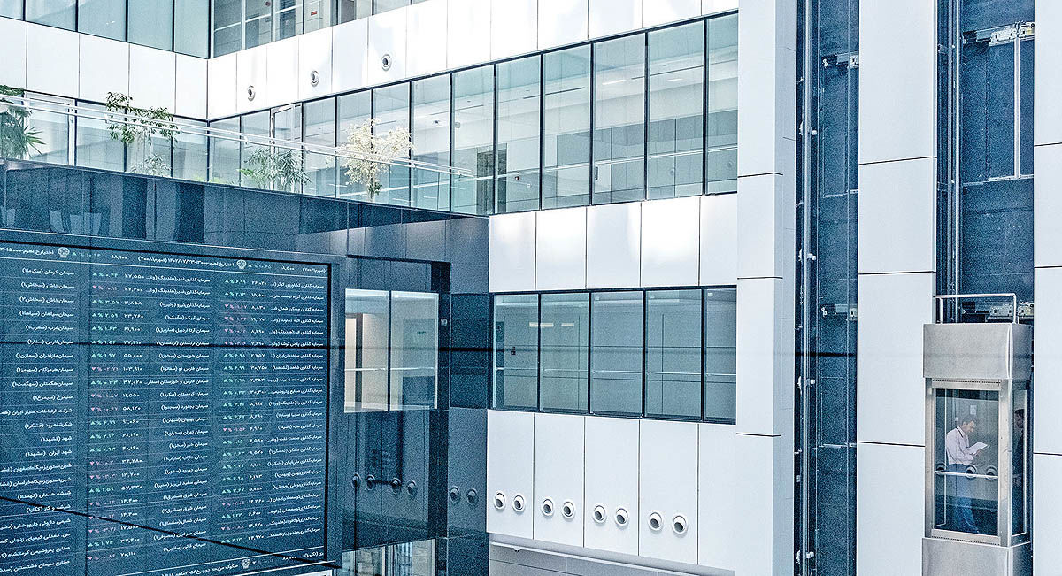 روز پرنوسان بازارها