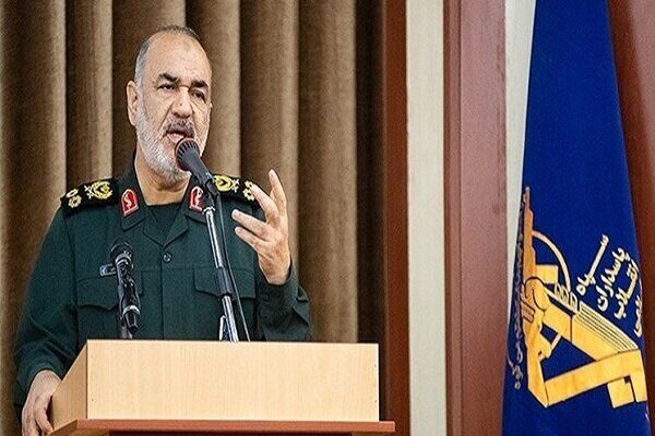 فرمانده سپاه پاسداران: اتحاد ارتش و سپاه موجب هراس دشمن است