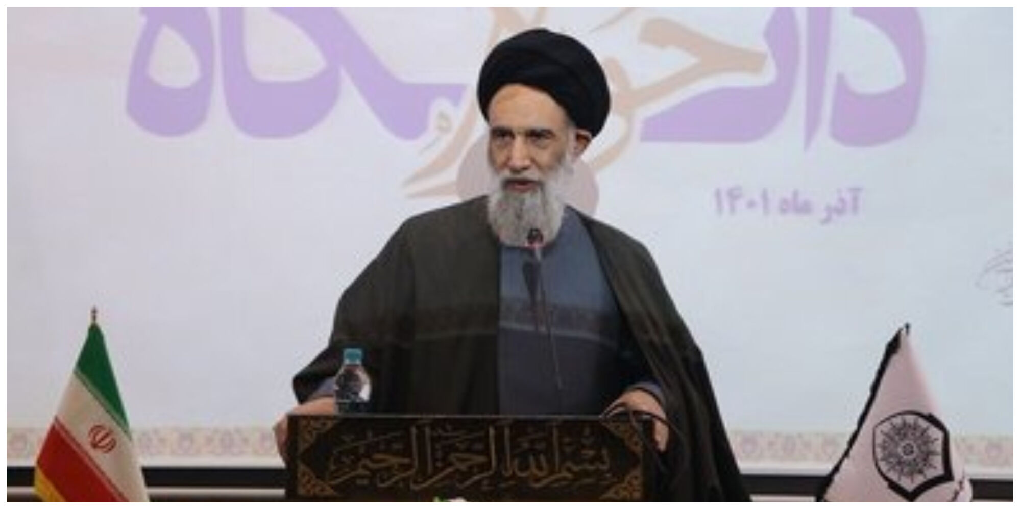 پیشنهاد برگزاری رفراندوم توسط دشمنان و دوستان نادان مطرح می شود