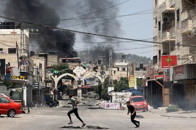 هجوم ارتش اسرائیل به  جنین/ بازداشت دبیر جنبش فتح در این شهر 