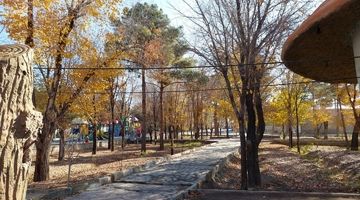 شهری سفید با رمل‌های طلایی