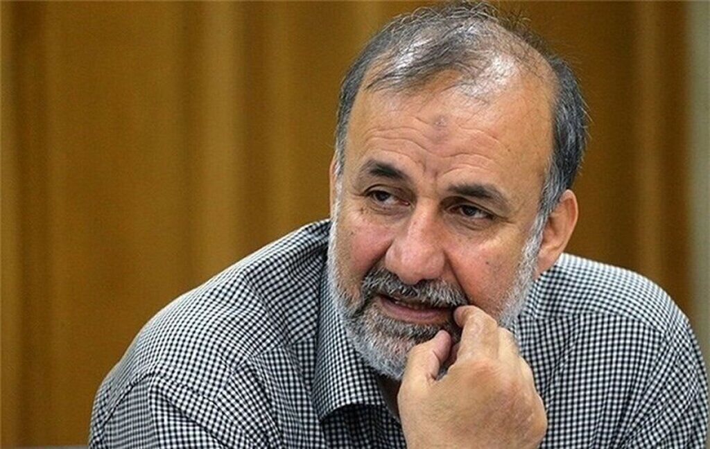 برخی حرف زدن بلد نیستند؛ حرف نزدن هم بلد نیستند