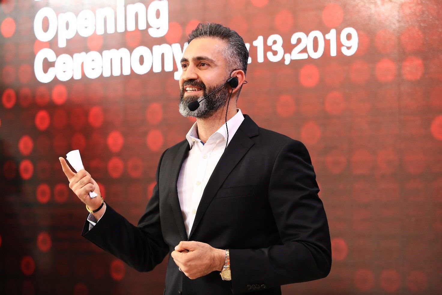 رونیکس؛ برندی جهانی با تفکر ایرانی 