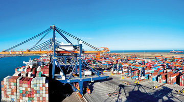 تضعیف تجارت با غرب