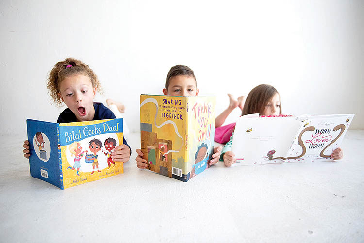 تاثیر مثبت خواندن کتاب‌‌های تکراری برای کودکان 