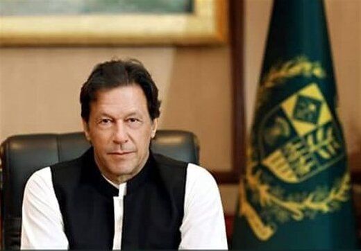 عمران خان خواستار پرداخت پول‌های بلوکه‌شده طالبان شد