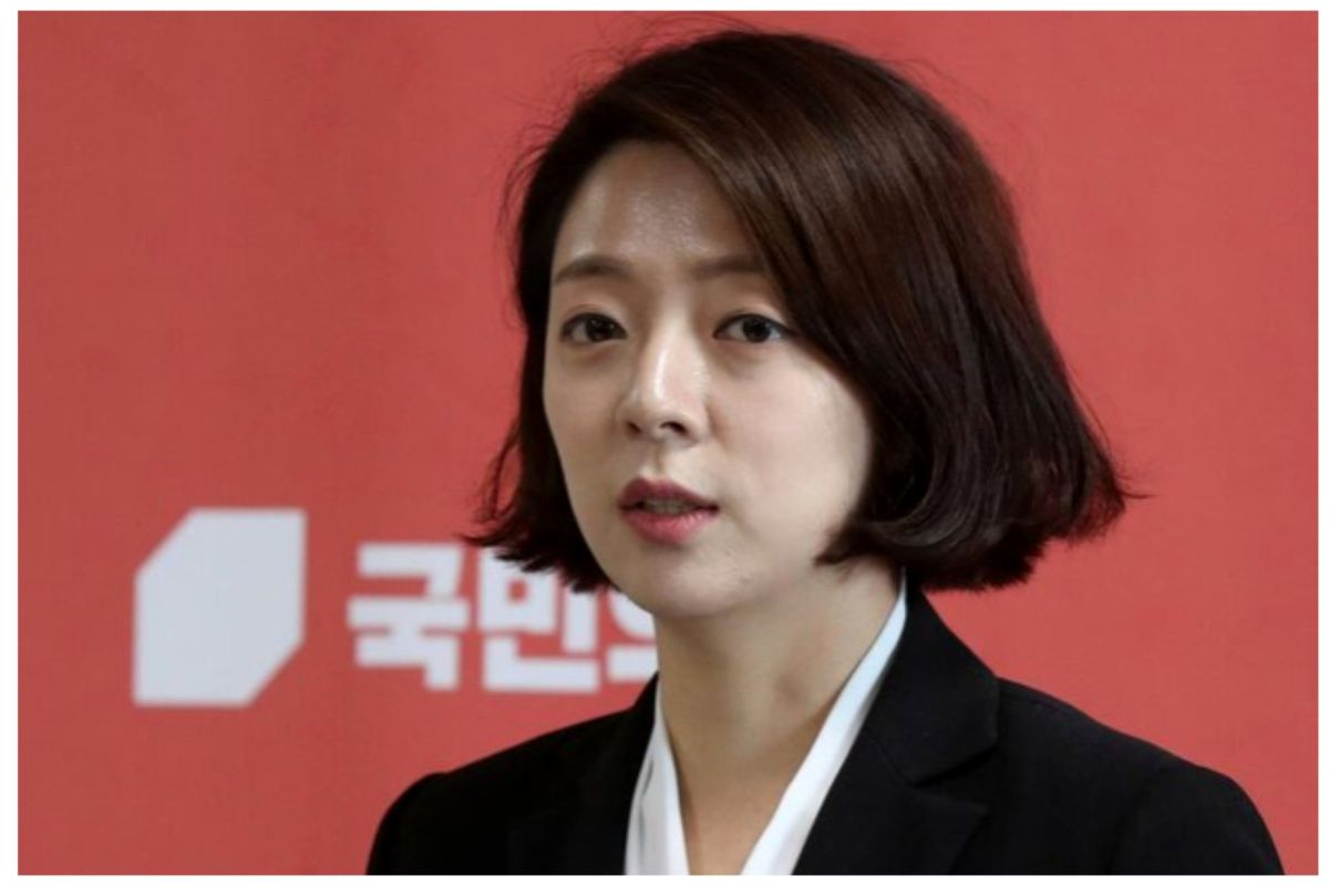 حمله مهاجم 15 ساله به قانونگذاری در کره جنوبی+جزئیات