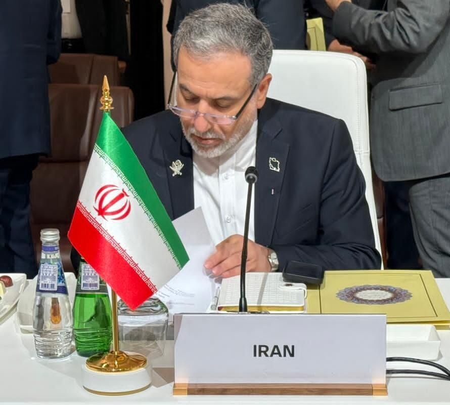 آغاز نشست وزرای خارجه سازمان همکاری اسلامی با حضور عراقچی + عکس