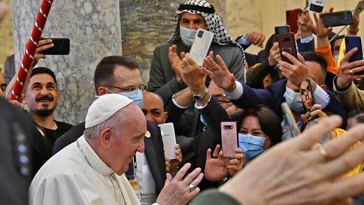 پاپ از عراق رفت