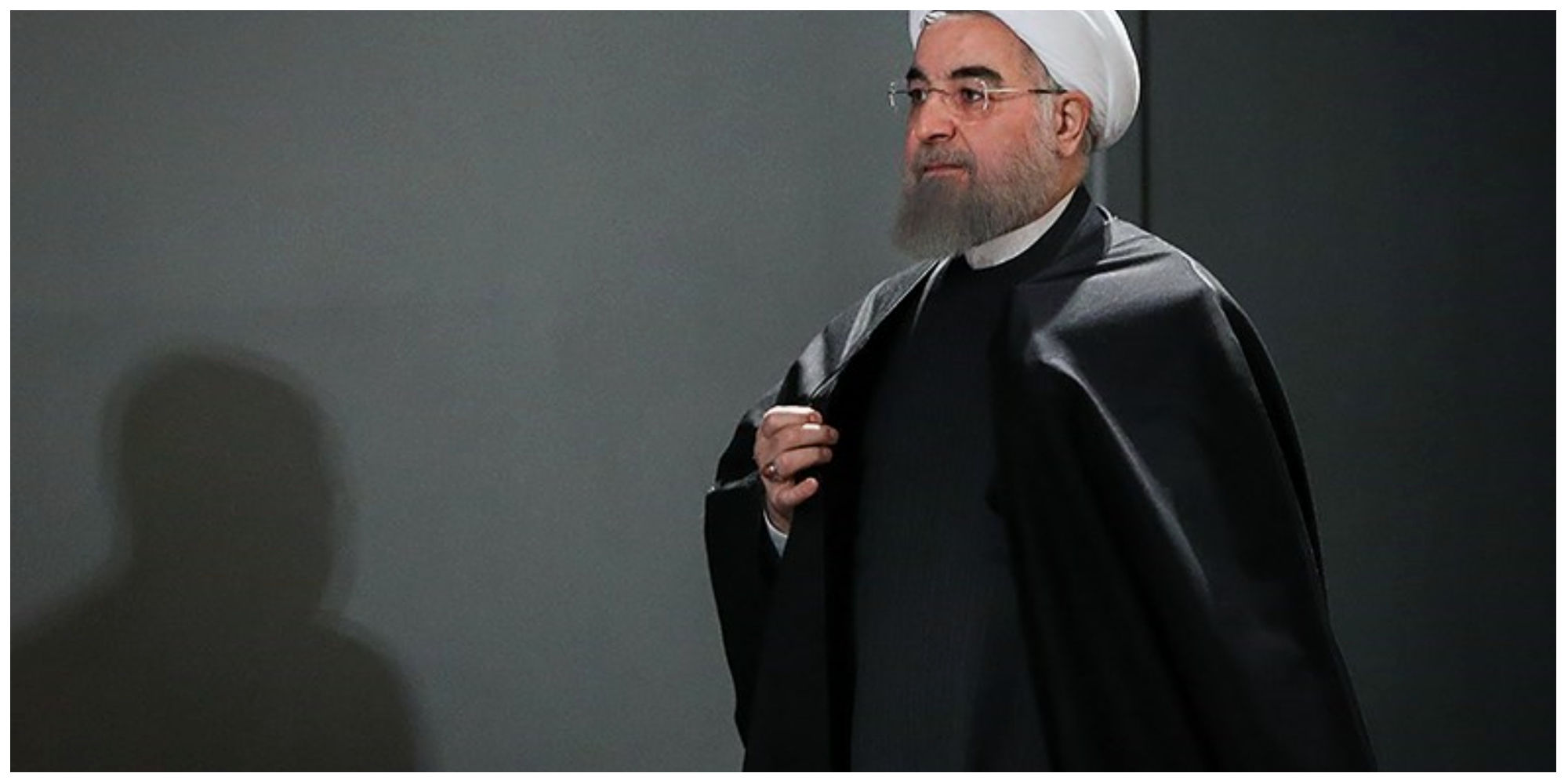 واکنش رسانه نزدیک به دولت رئیسی به افشاگری های اخیر روحانی/ دو نقل قول از علی لاریجانی متناقض است